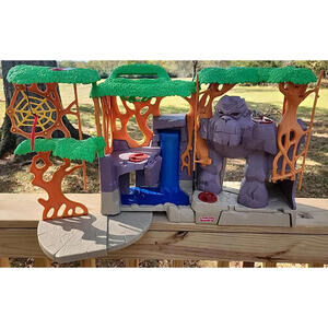 Fisher Price Imaginext Gorilla Mountain Forest Foldable Playset